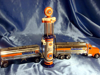 Unocal 76 Gas Tanker Truck Station Pump 