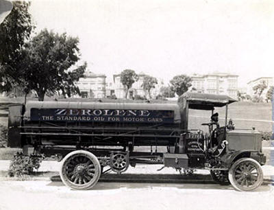 Socal Lube Truck ca 1914